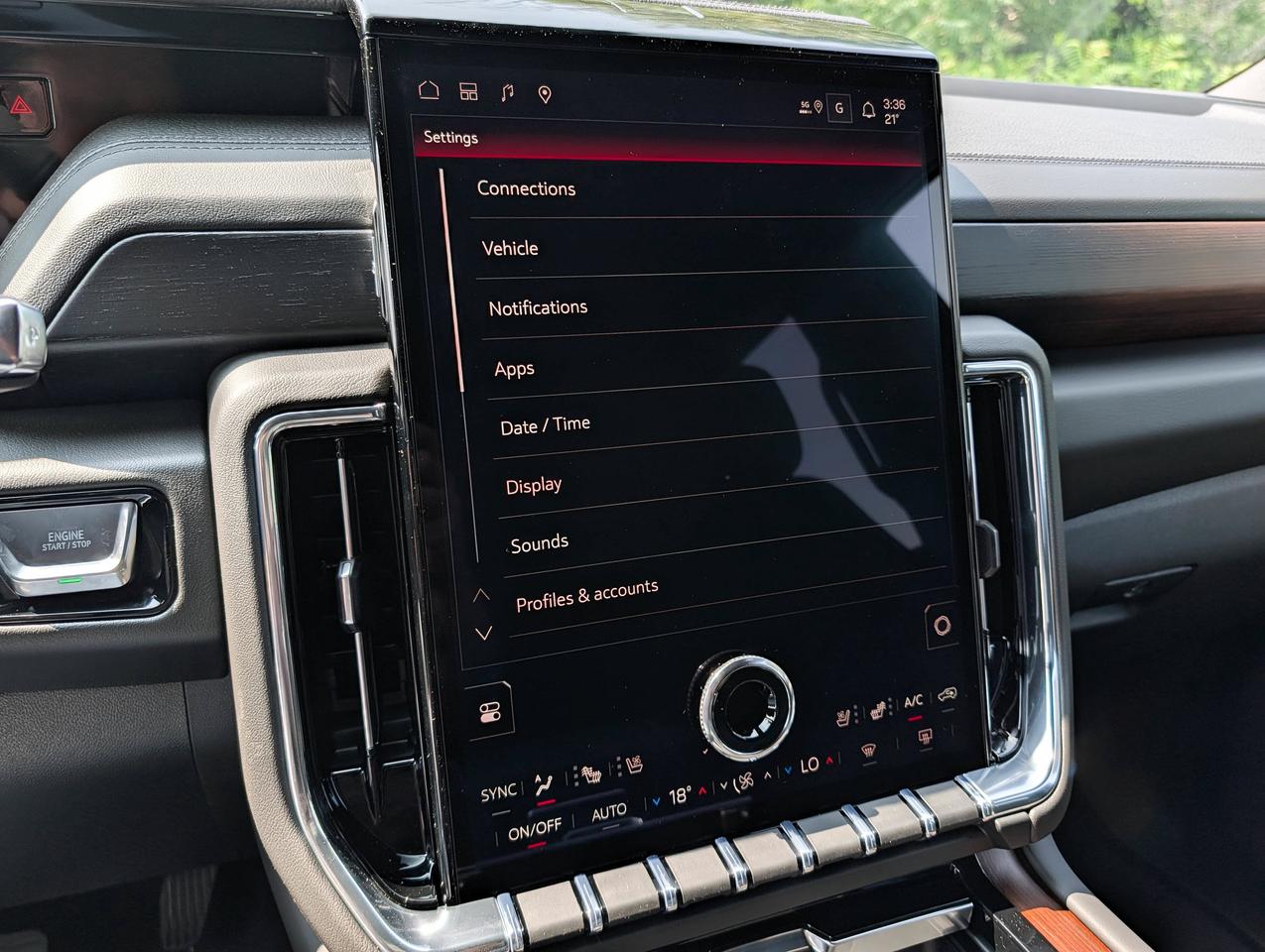 2026 GMC Yukon Denali Photo