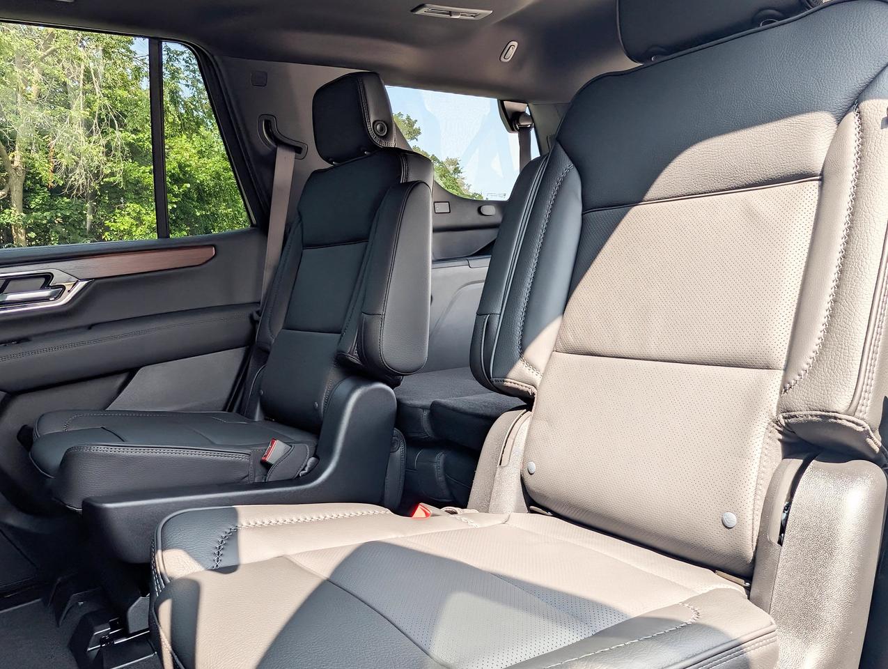 2026 GMC Yukon Denali Photo