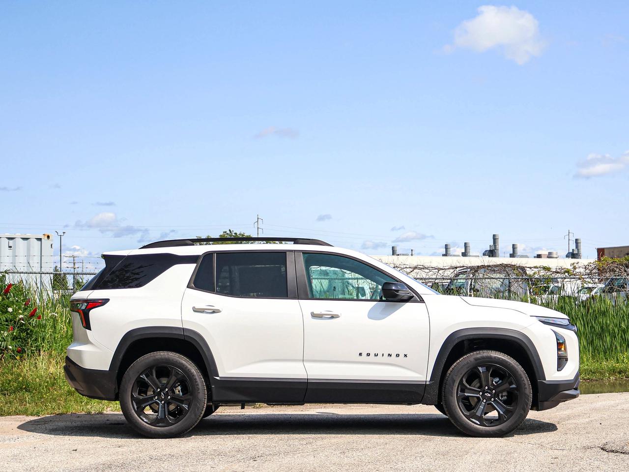 2027 Chevrolet Equinox AWD LT Photo