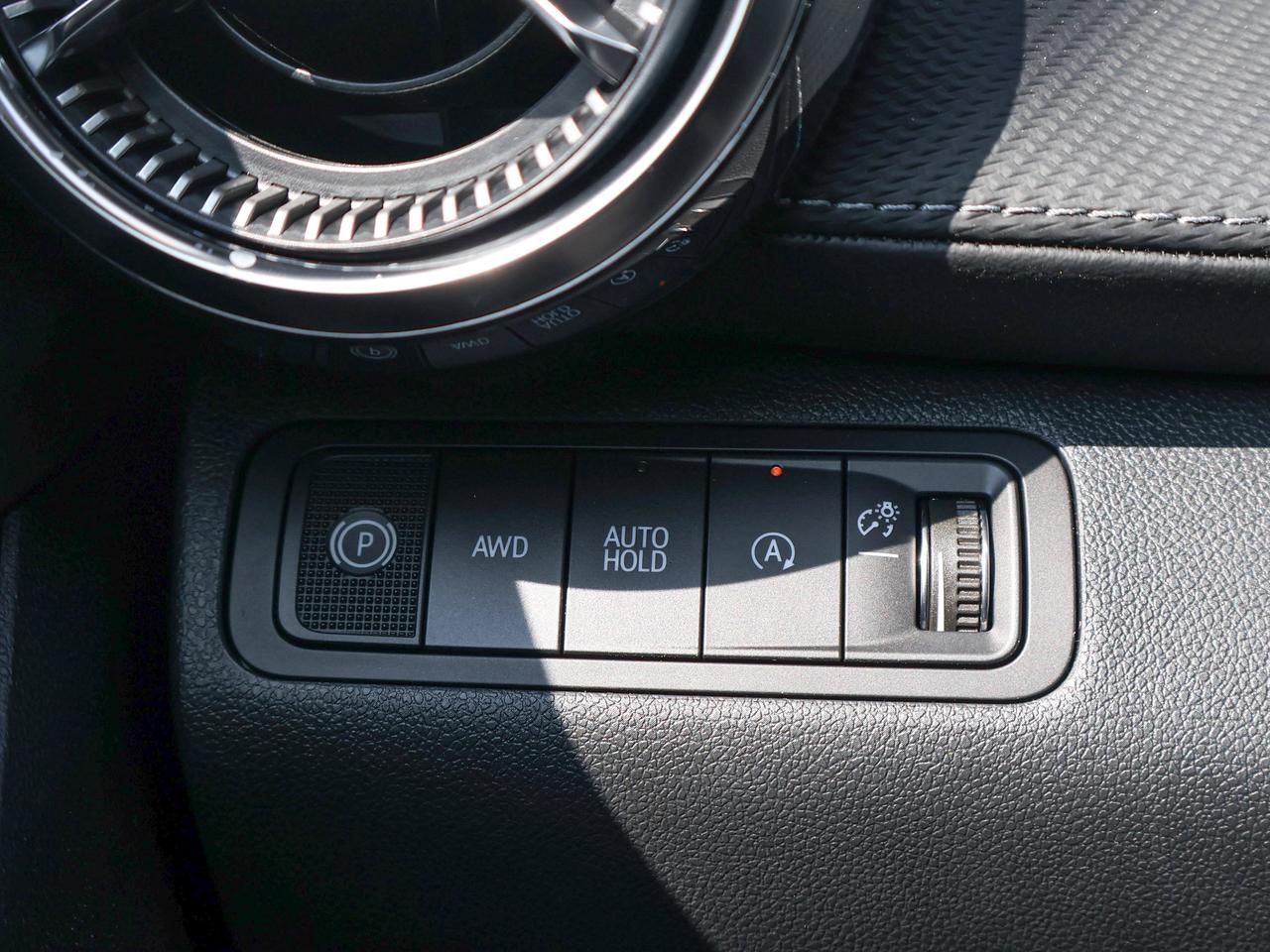 2027 Chevrolet Equinox AWD LT Photo