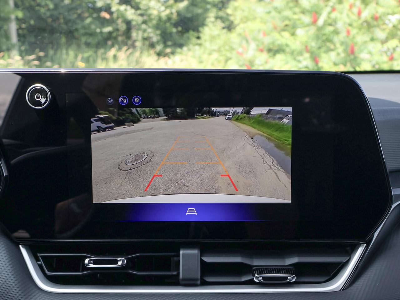2027 Chevrolet Equinox AWD LT Photo