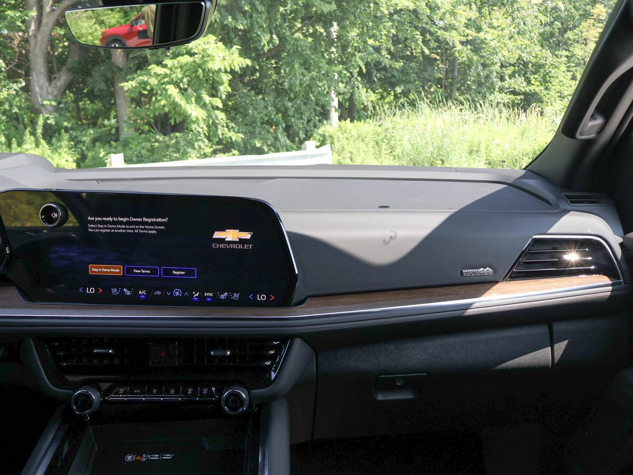 2026 Chevrolet Tahoe HIGH COUNTRY Photo