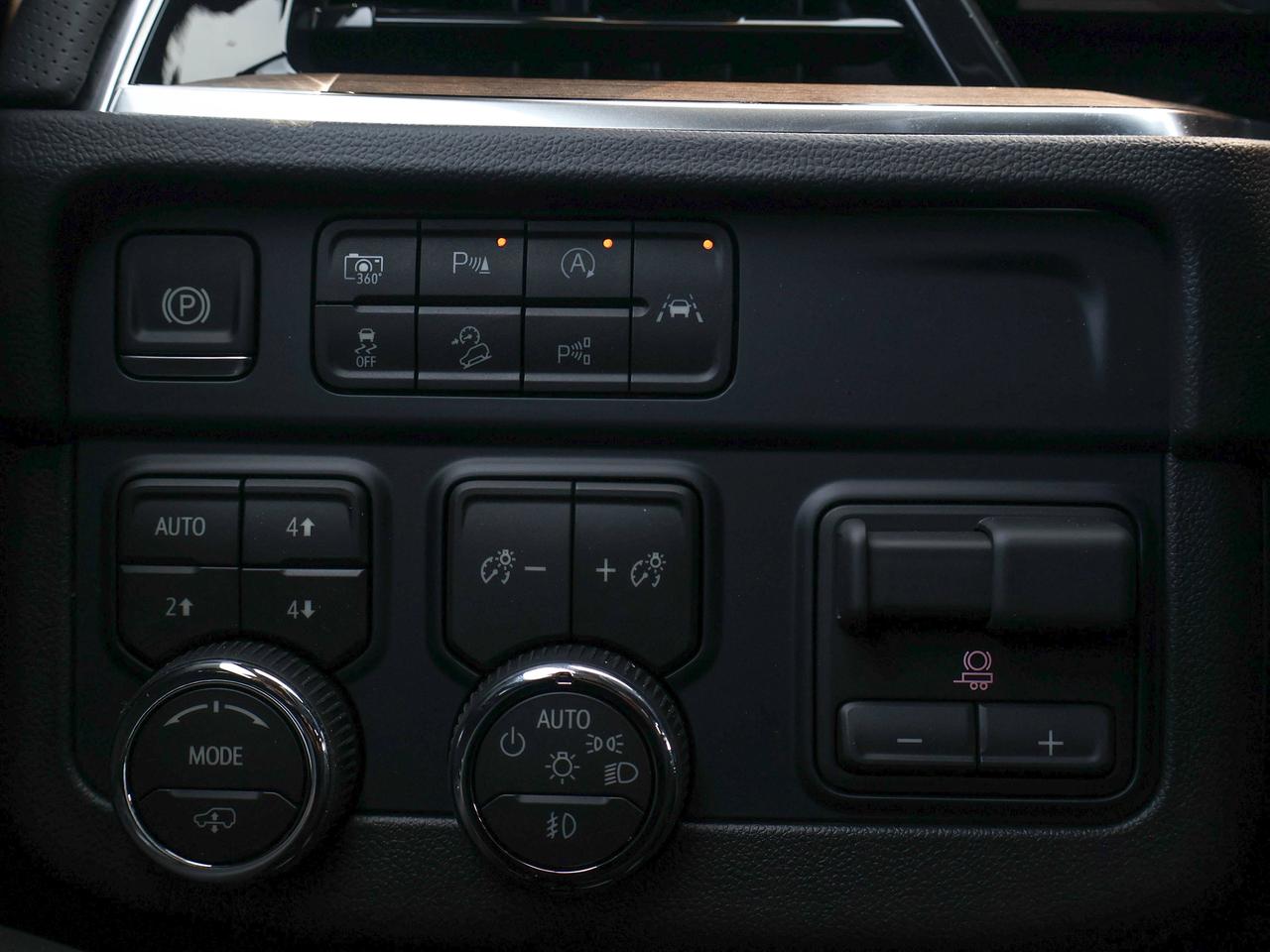 2026 Chevrolet Tahoe HIGH COUNTRY Photo
