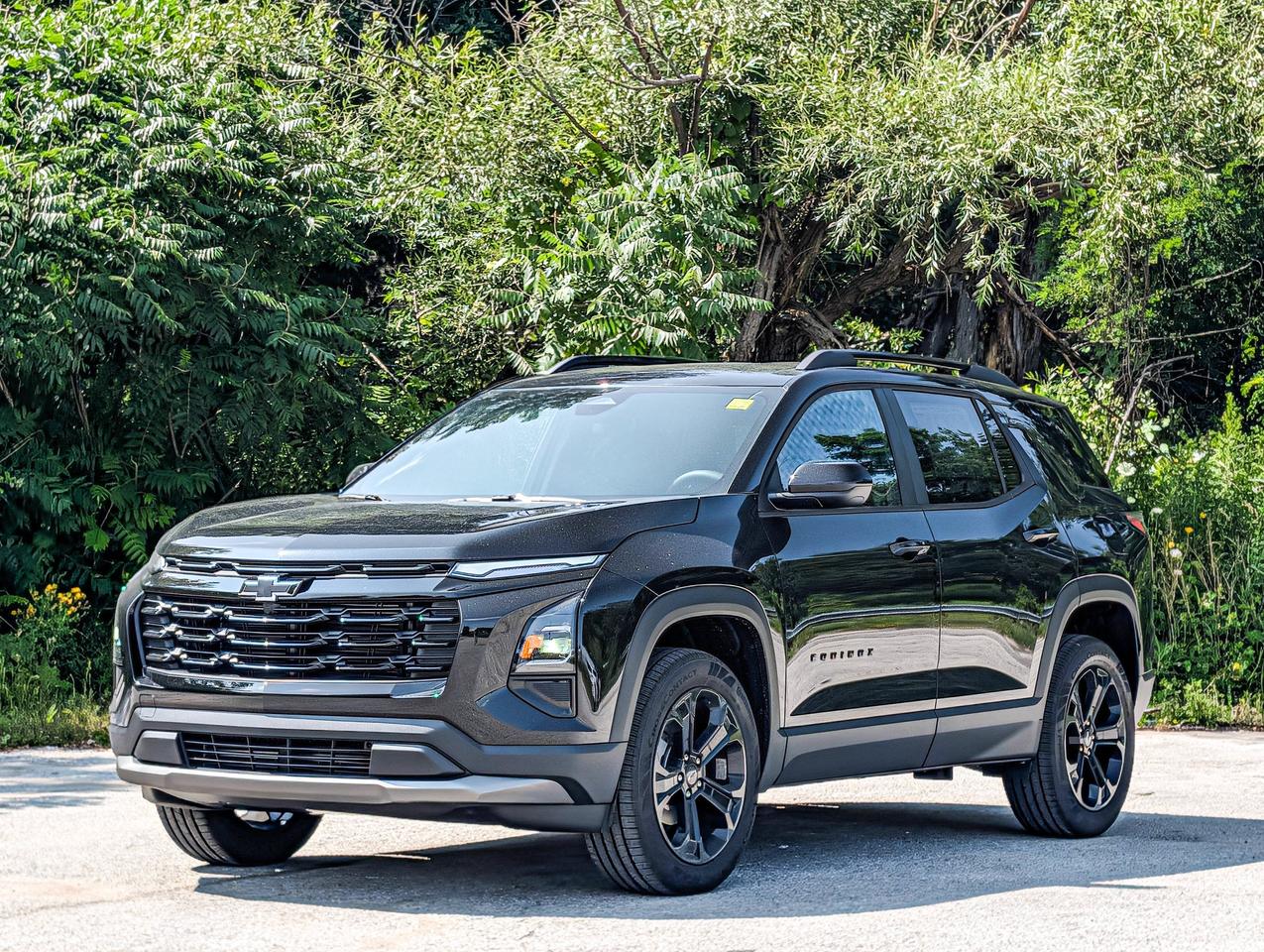 2027 Chevrolet Equinox AWD LT Photo