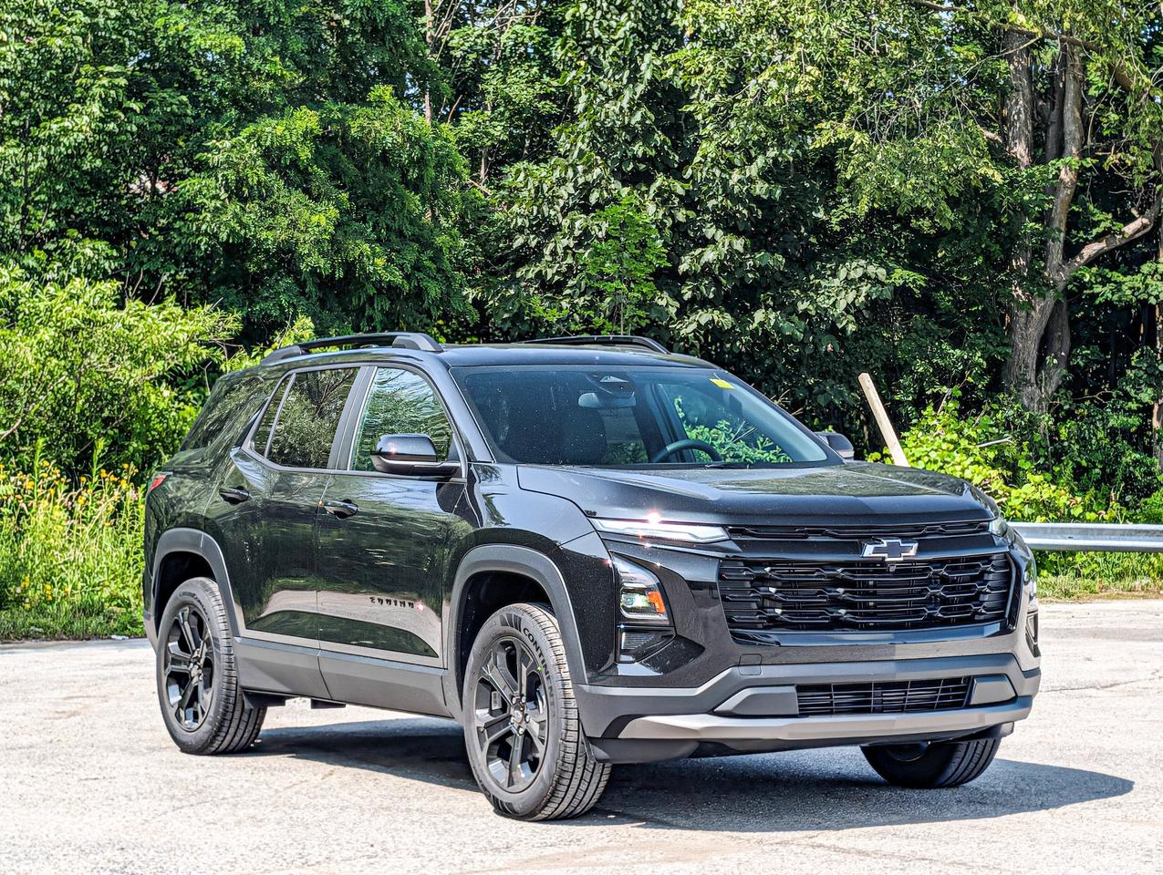 2027 Chevrolet Equinox AWD LT Photo