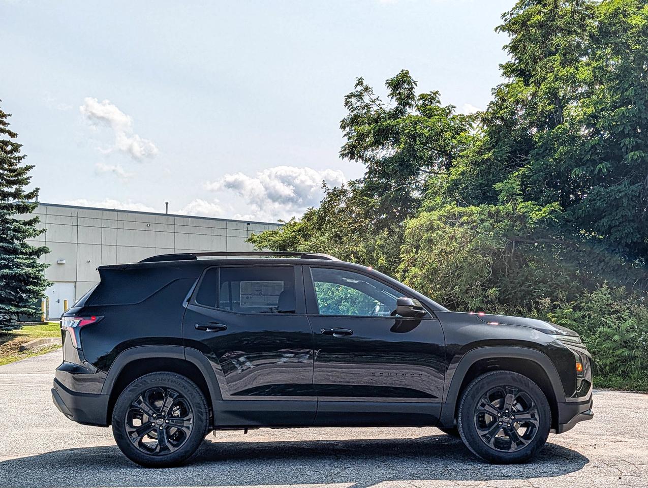 2027 Chevrolet Equinox AWD LT Photo
