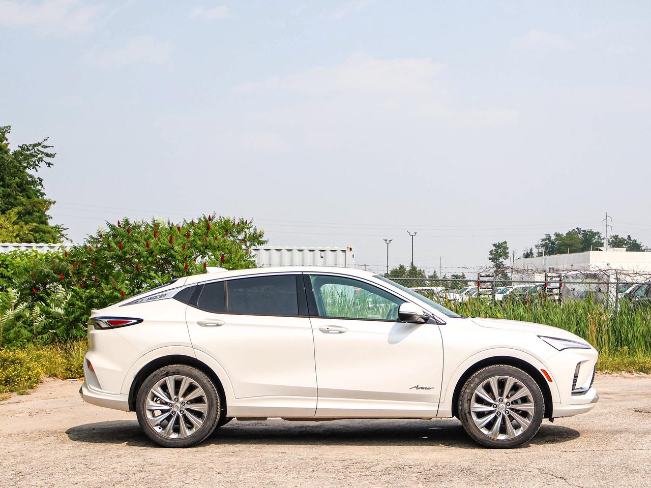 2024 Buick Envista Avenir Photo