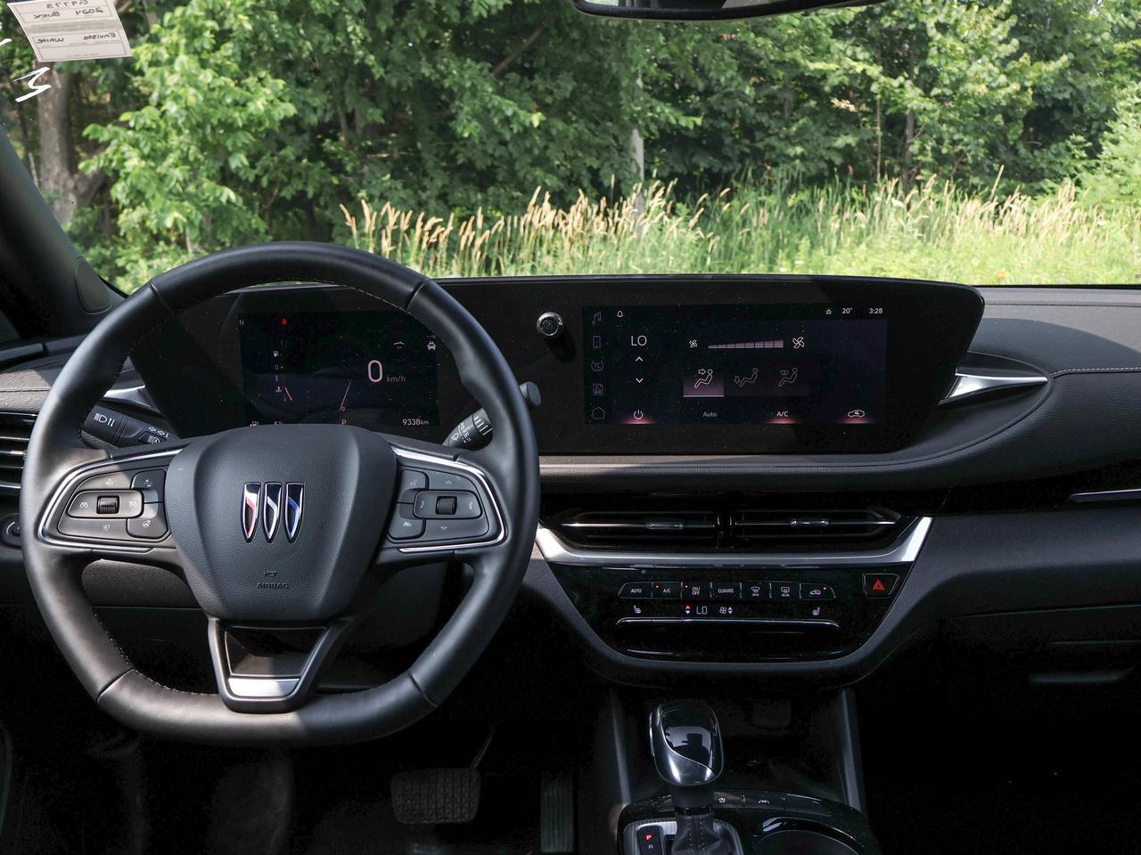 2024 Buick Envista Avenir Photo