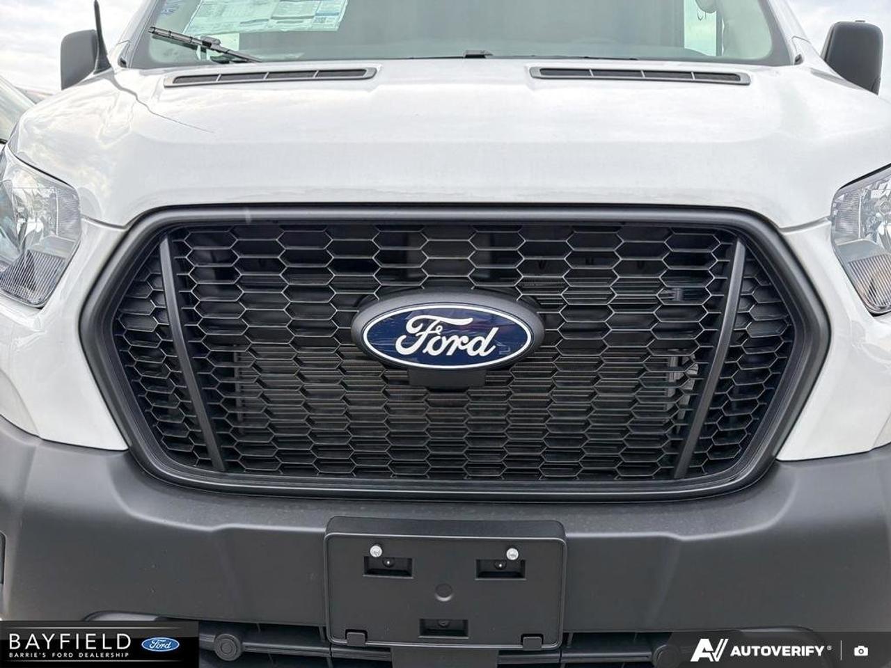 2026 Ford Transit Long 148 EL Photo