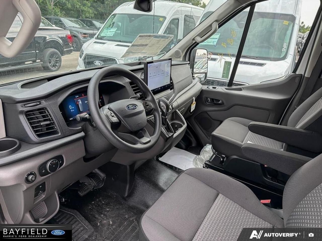 2026 Ford Transit Long 148 EL Photo