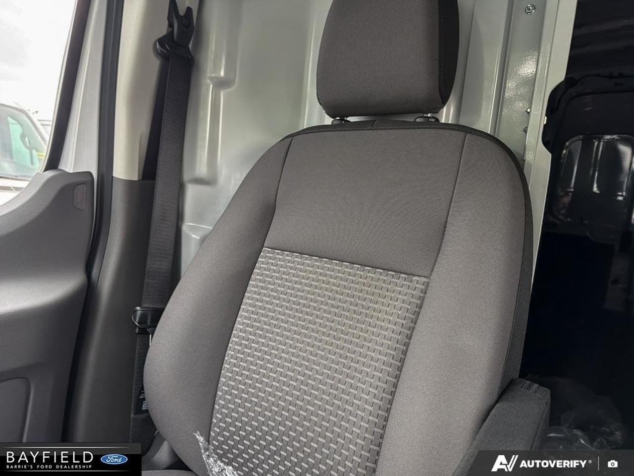 2026 Ford Transit Long 148 EL Photo