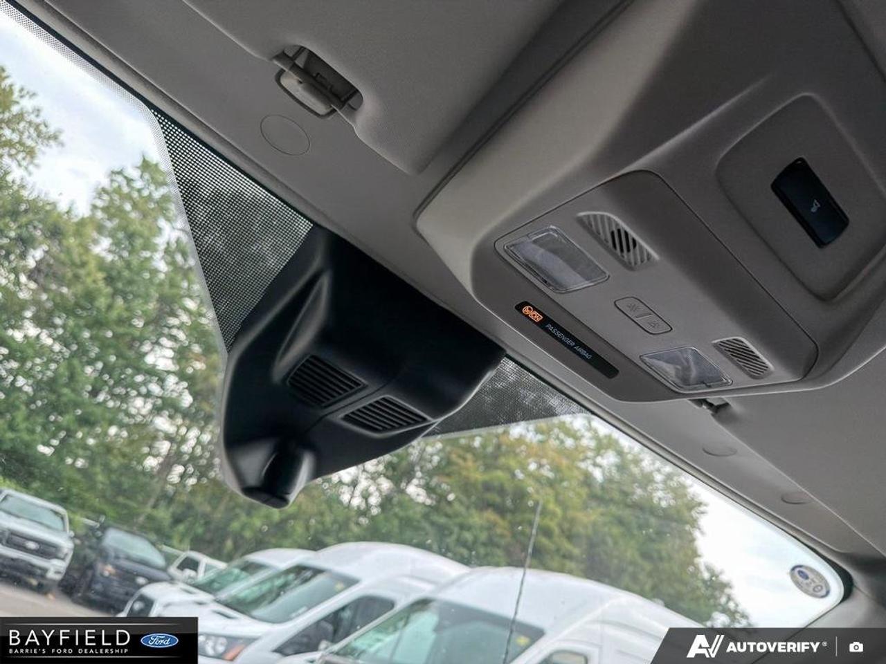 2026 Ford Transit Long 148 EL Photo