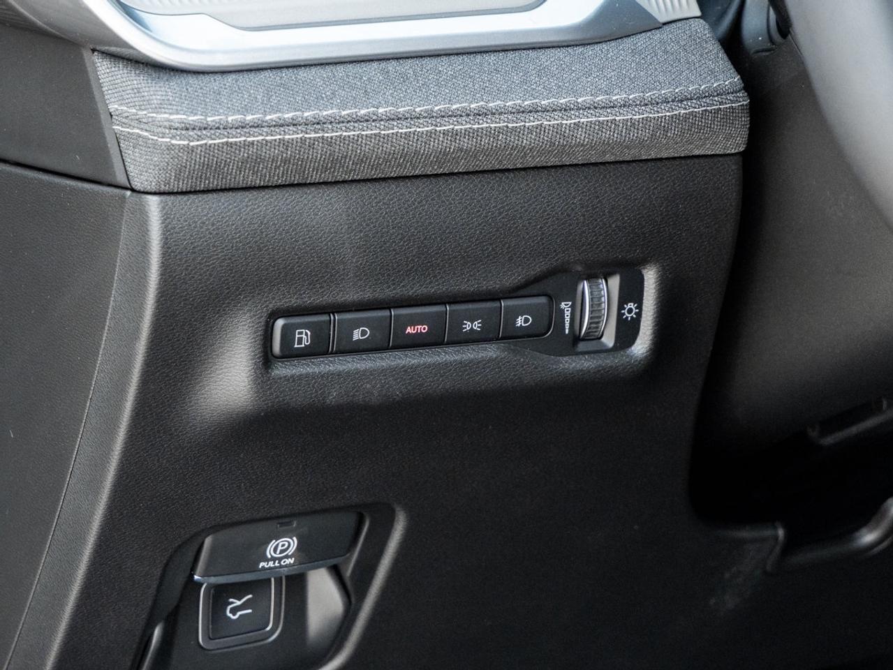 2026 Jeep Cherokee laredo Photo