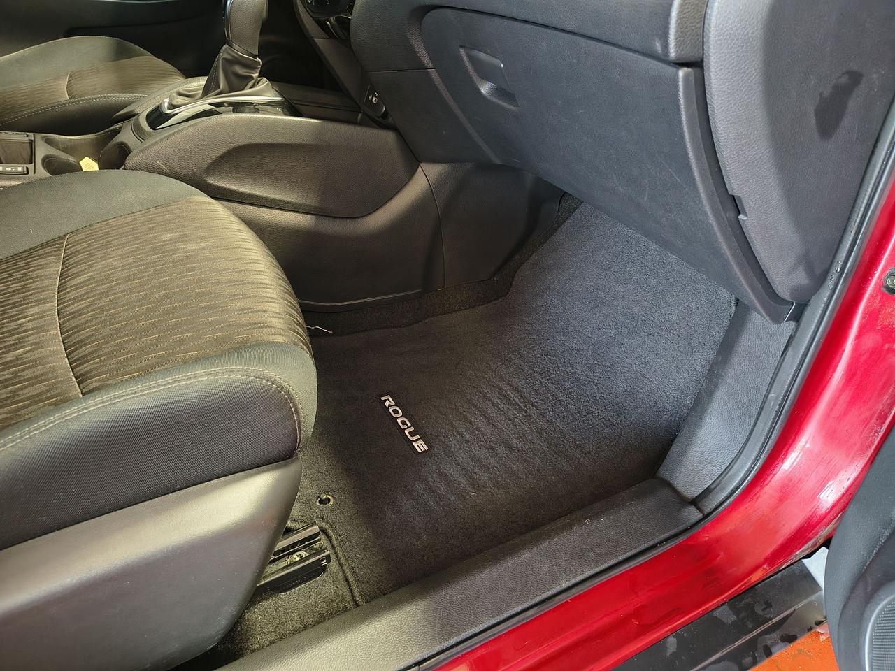 2019 Nissan Rogue S Photo0
