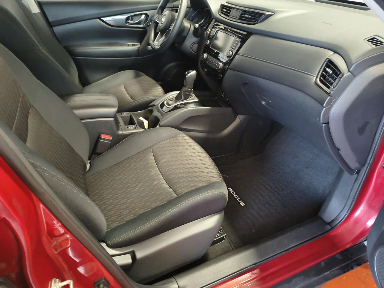 2019 Nissan Rogue S Photo
