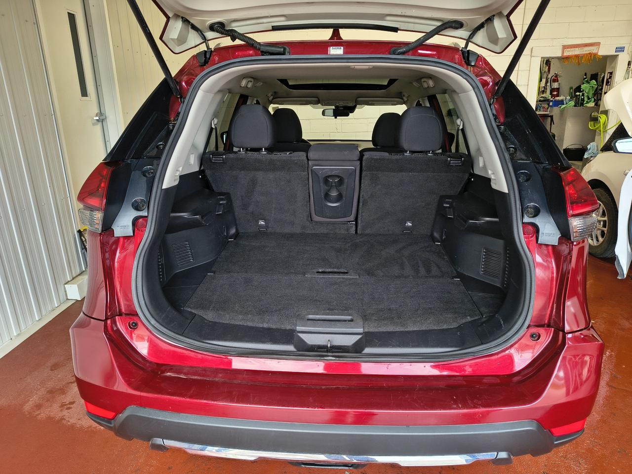 2019 Nissan Rogue S Photo0