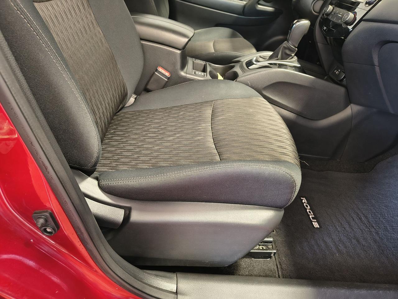 2019 Nissan Rogue S Photo