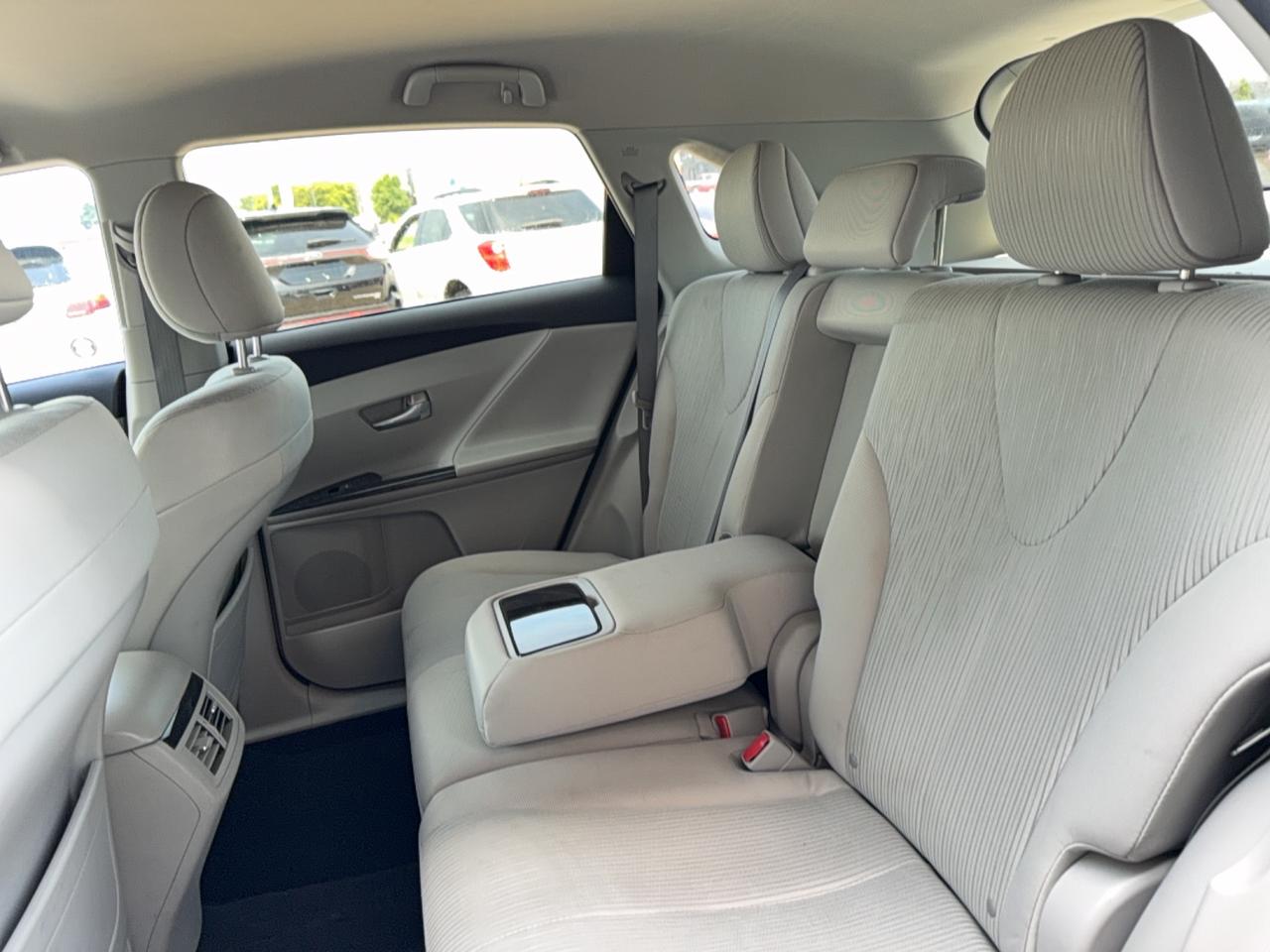 2013 Toyota Venza  Photo