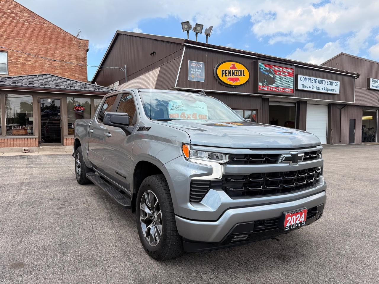 2024 Chevrolet Silverado 1500 RST Photo