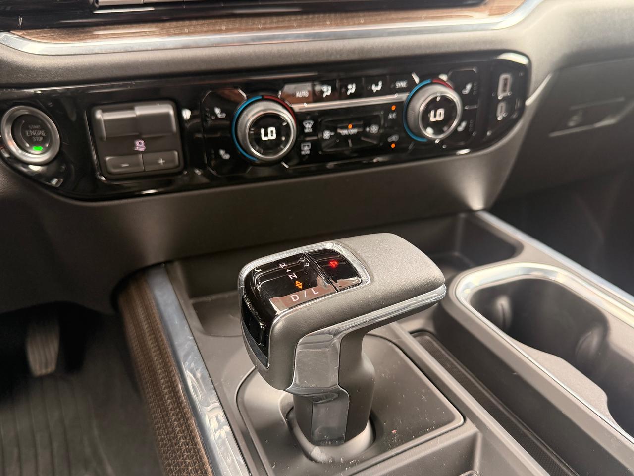 2024 Chevrolet Silverado 1500 RST Photo