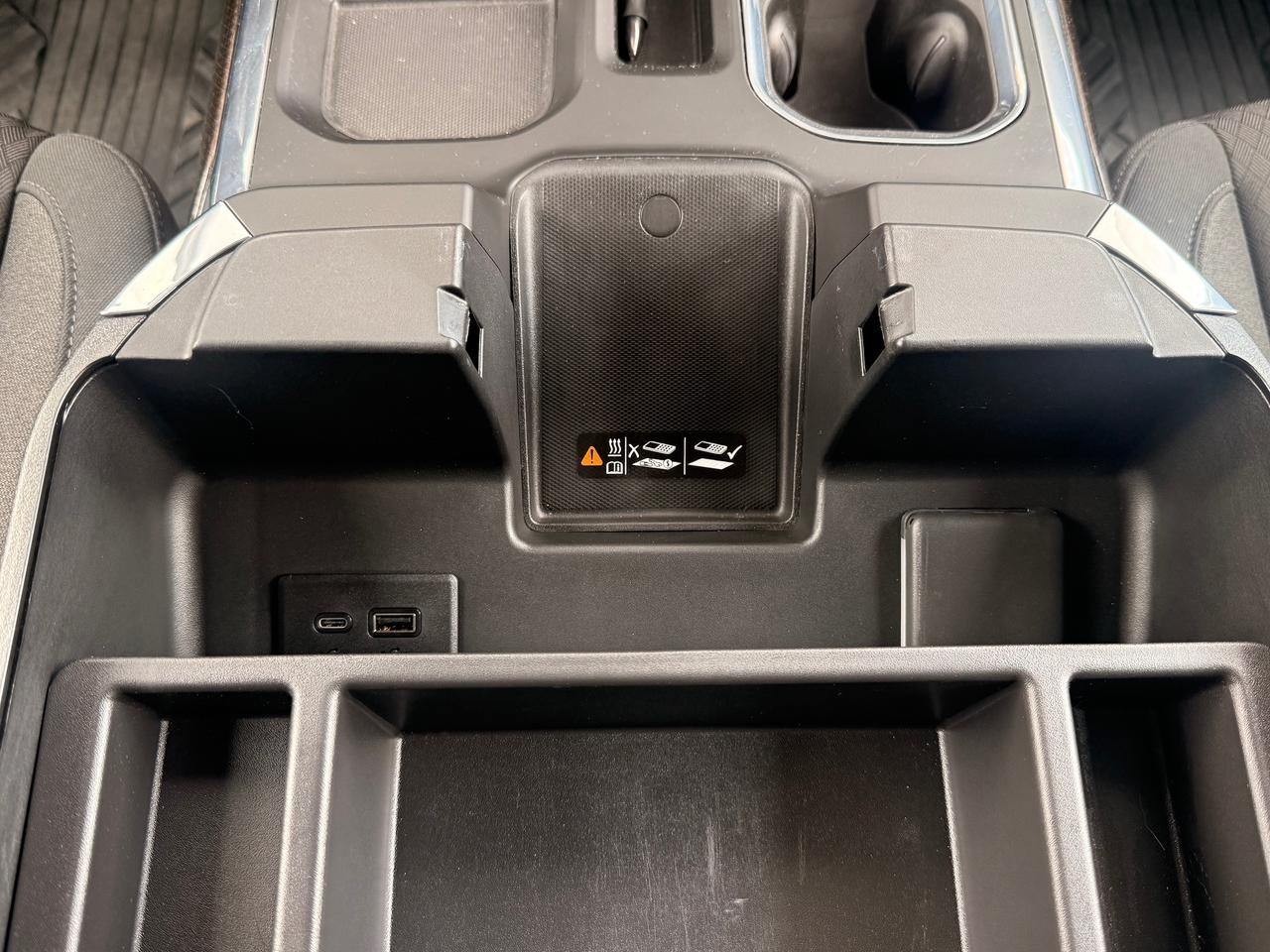 2024 Chevrolet Silverado 1500 RST Photo