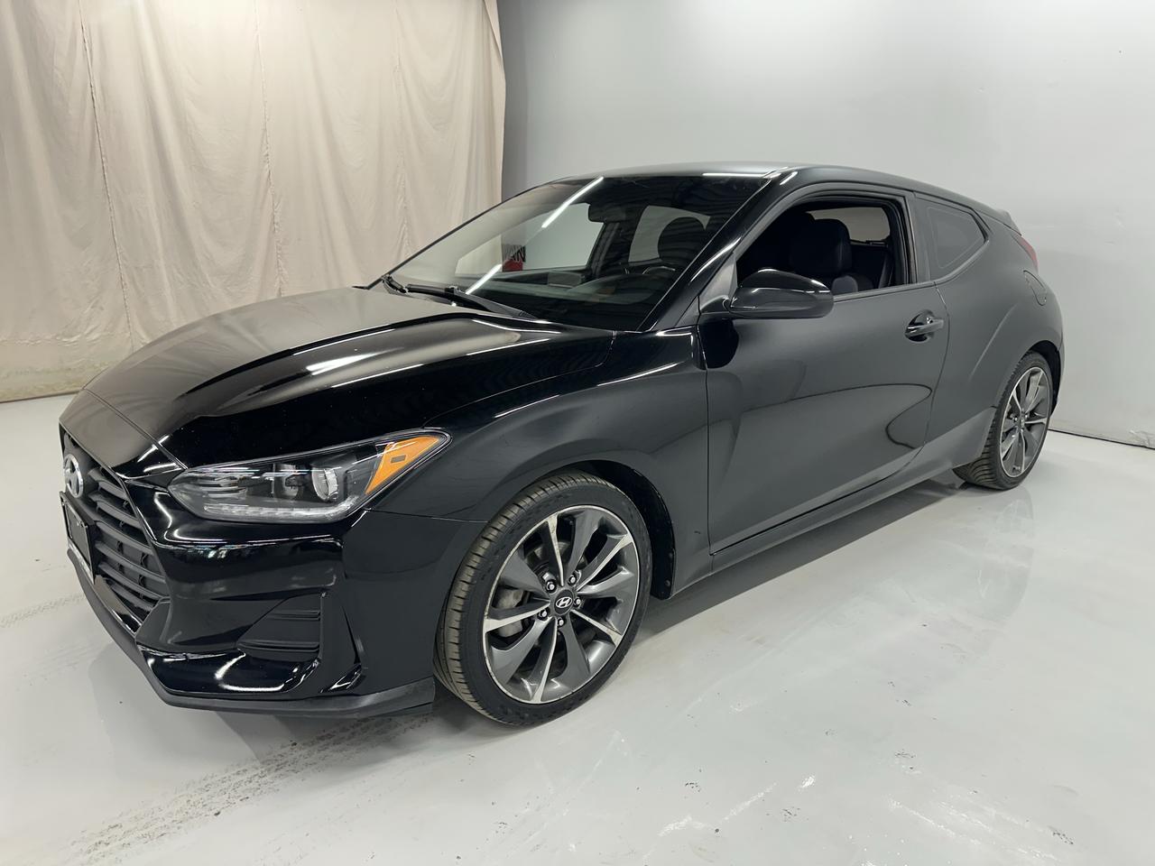 2019 Hyundai Veloster 2.0 GL Auto Photo22