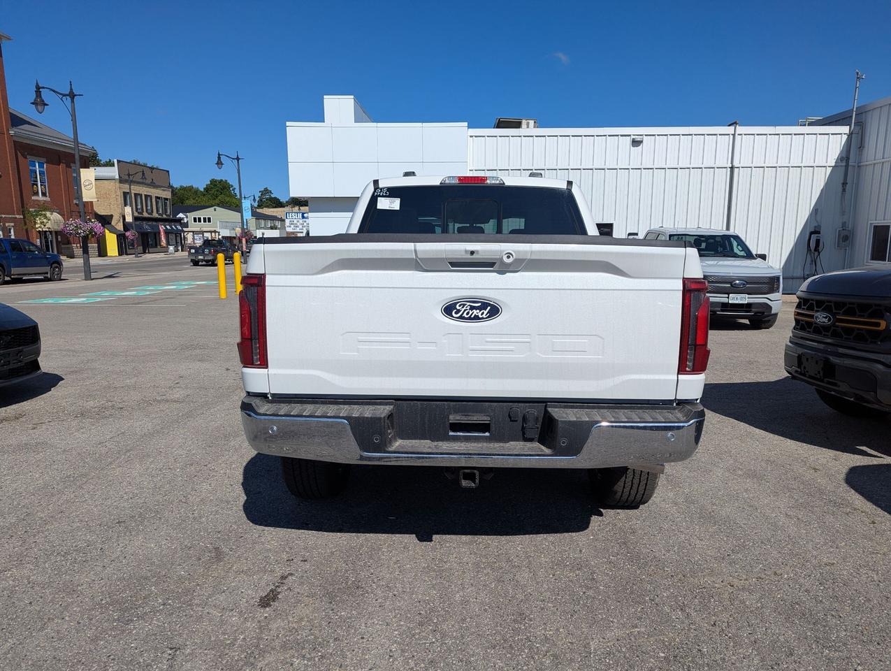 2026 Ford F-150 Lariat Supercrew Hybrid 501A 4x4 Photo4