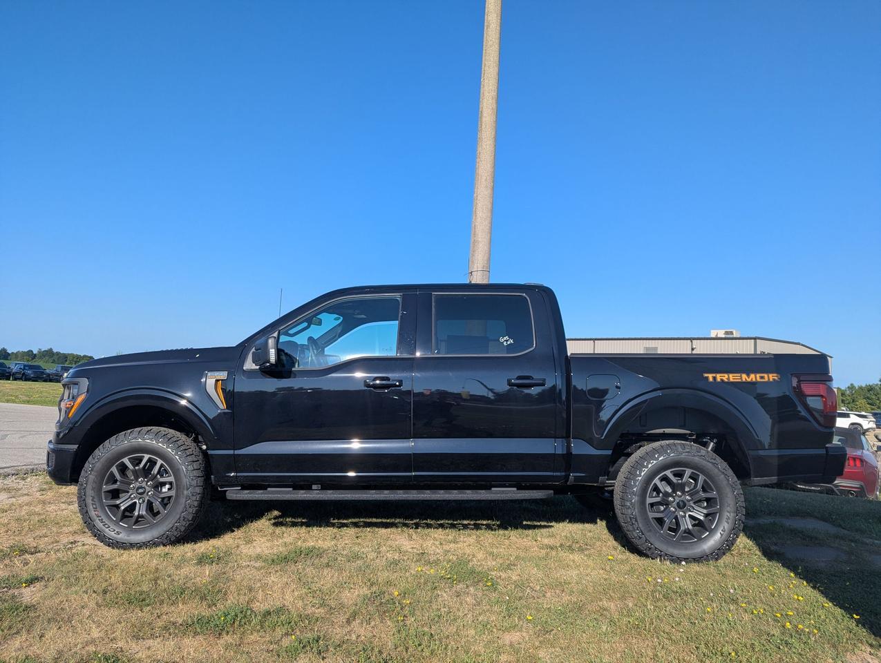 2026 Ford F-150 Tremor SuperCrew 401A 4x4 Photo2