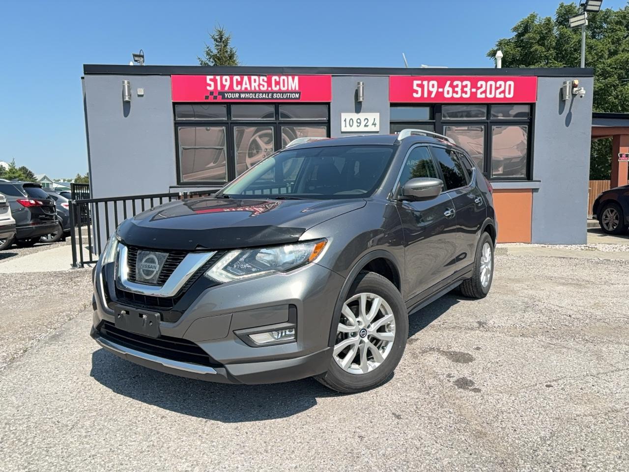 2017 Nissan Rogue SV - Photo #1