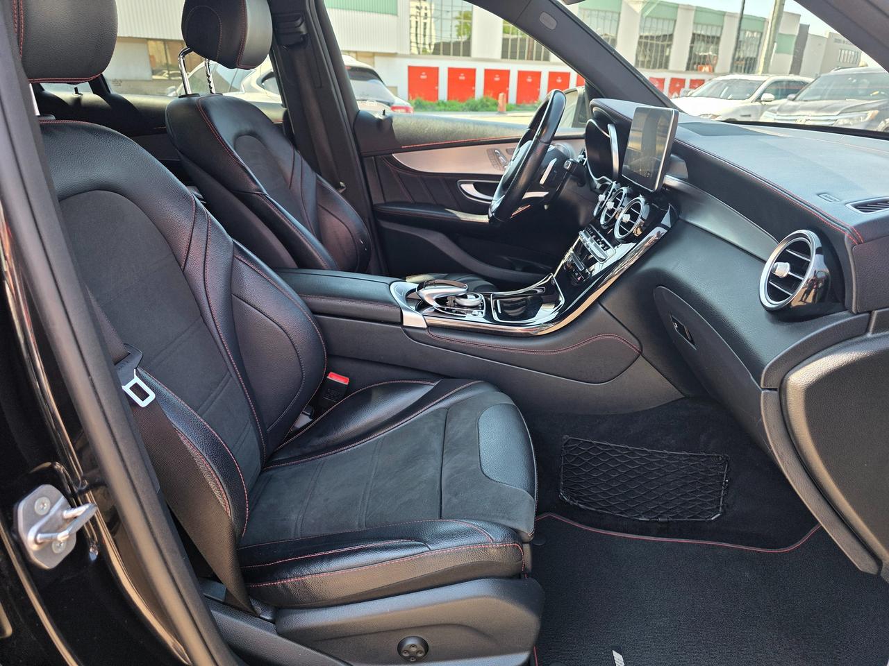 2017 Mercedes-Benz GLC-Class GLC 43 AMG Photo