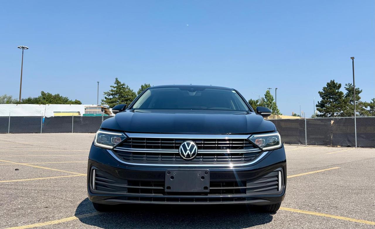 2023 Volkswagen Jetta HIGHLINE - Photo #3