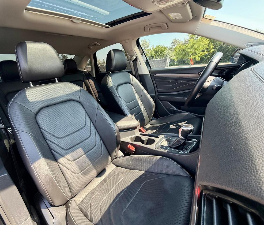 2023 Volkswagen Jetta HIGHLINE Photo
