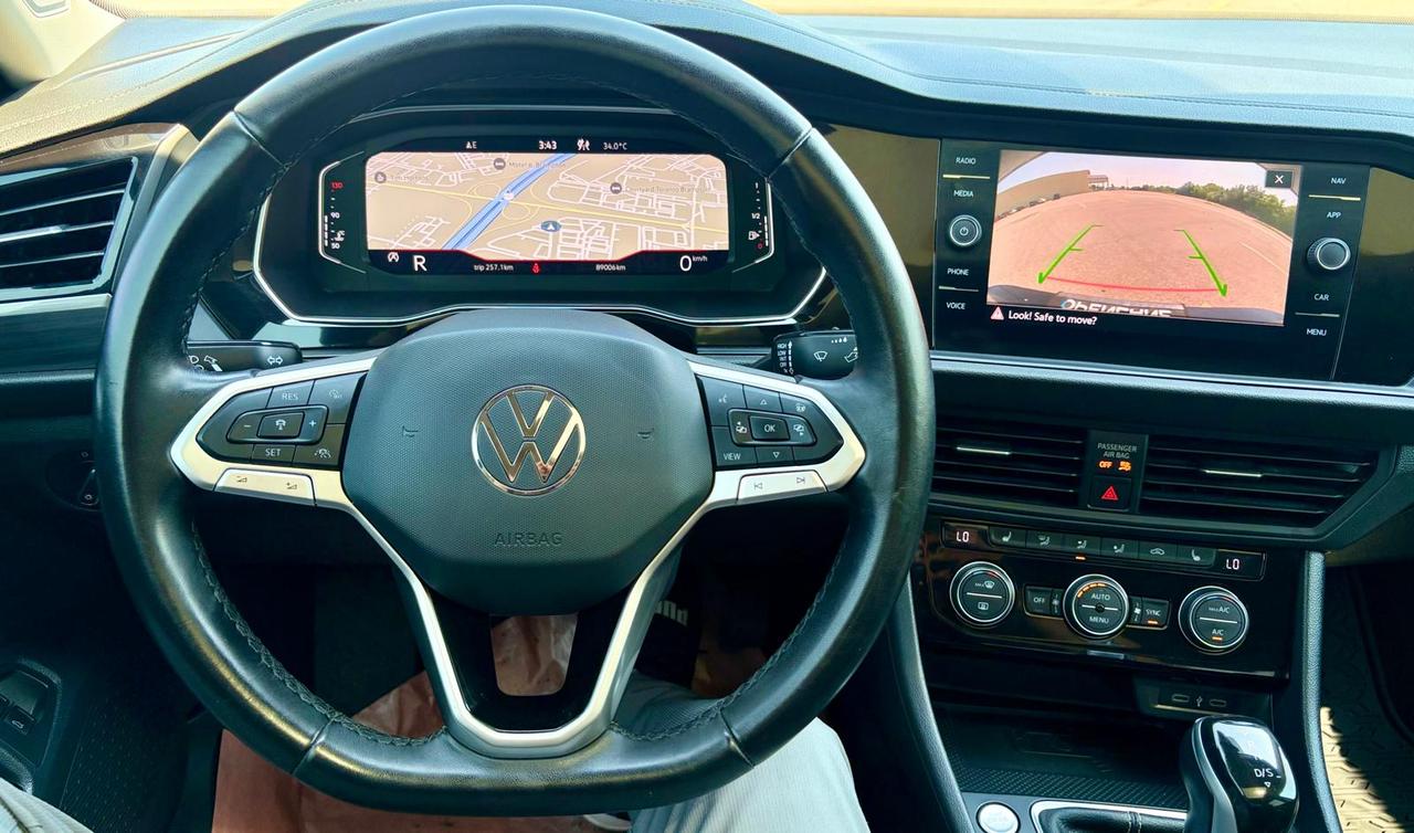 2023 Volkswagen Jetta HIGHLINE Photo