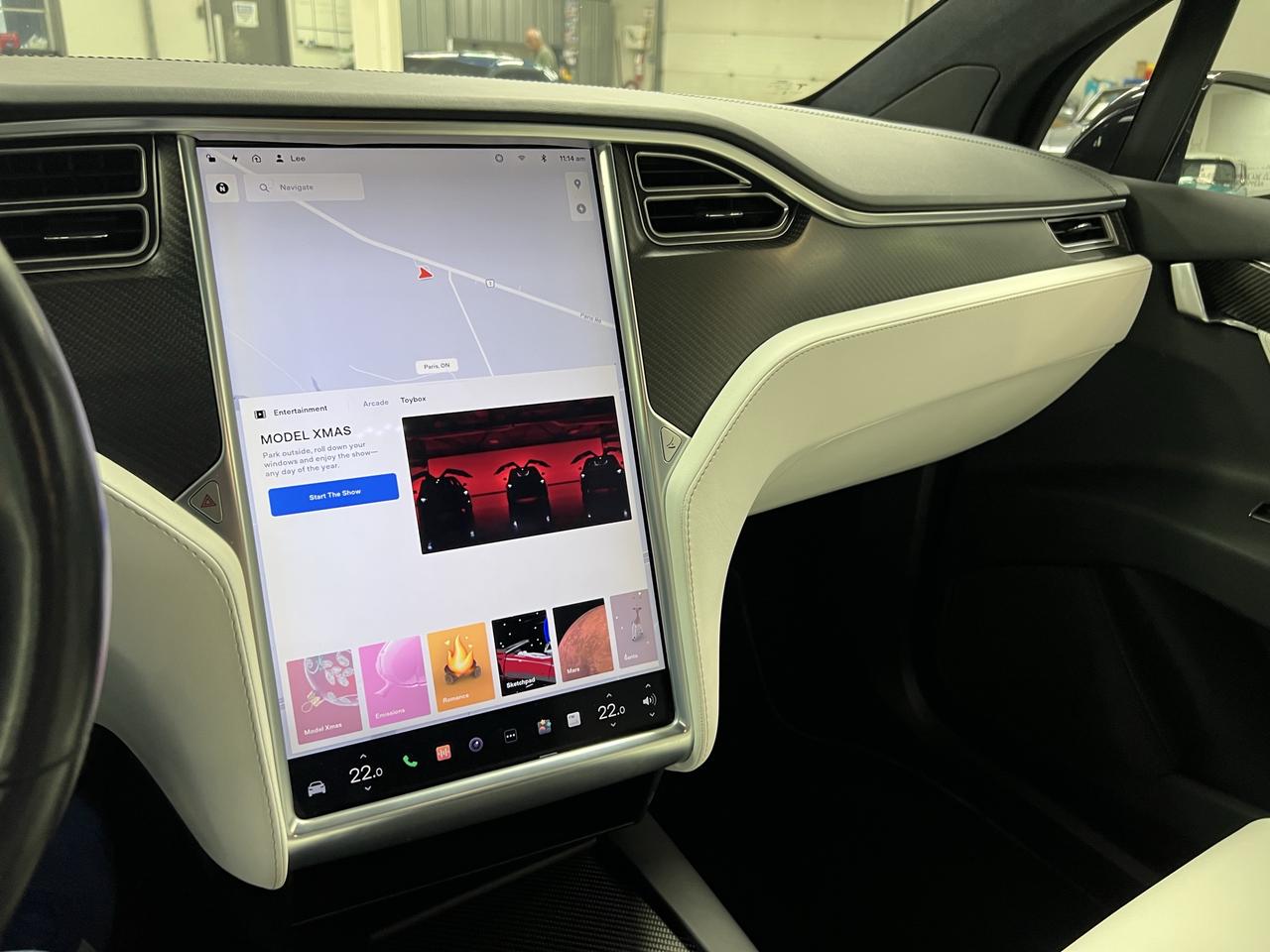 2018 Tesla Model X 75D Photo