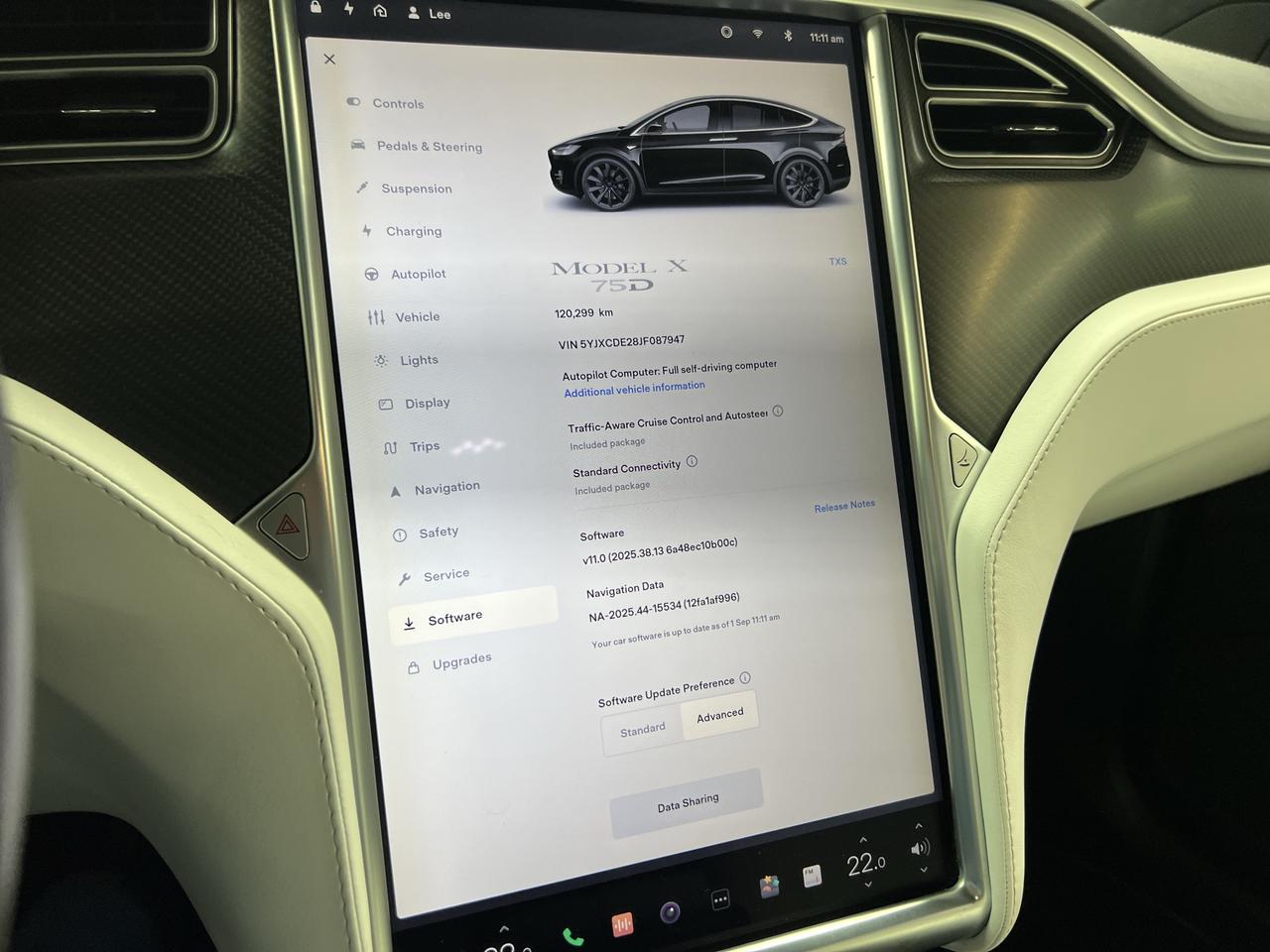2018 Tesla Model X 75D Photo