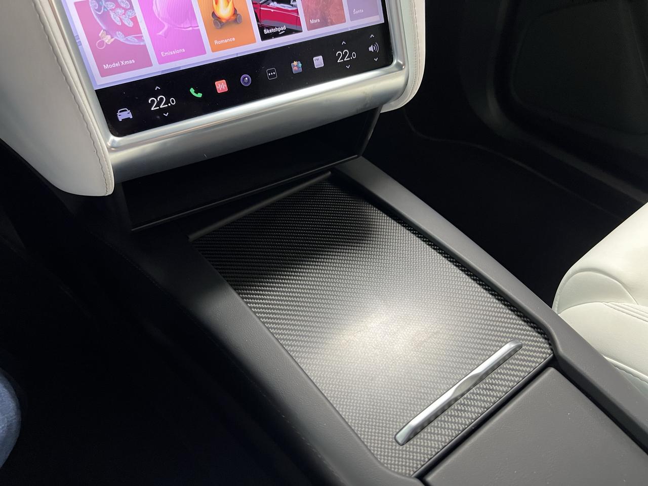 2018 Tesla Model X 75D Photo