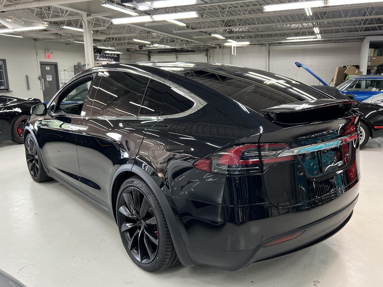 2018 Tesla Model X 75D Photo