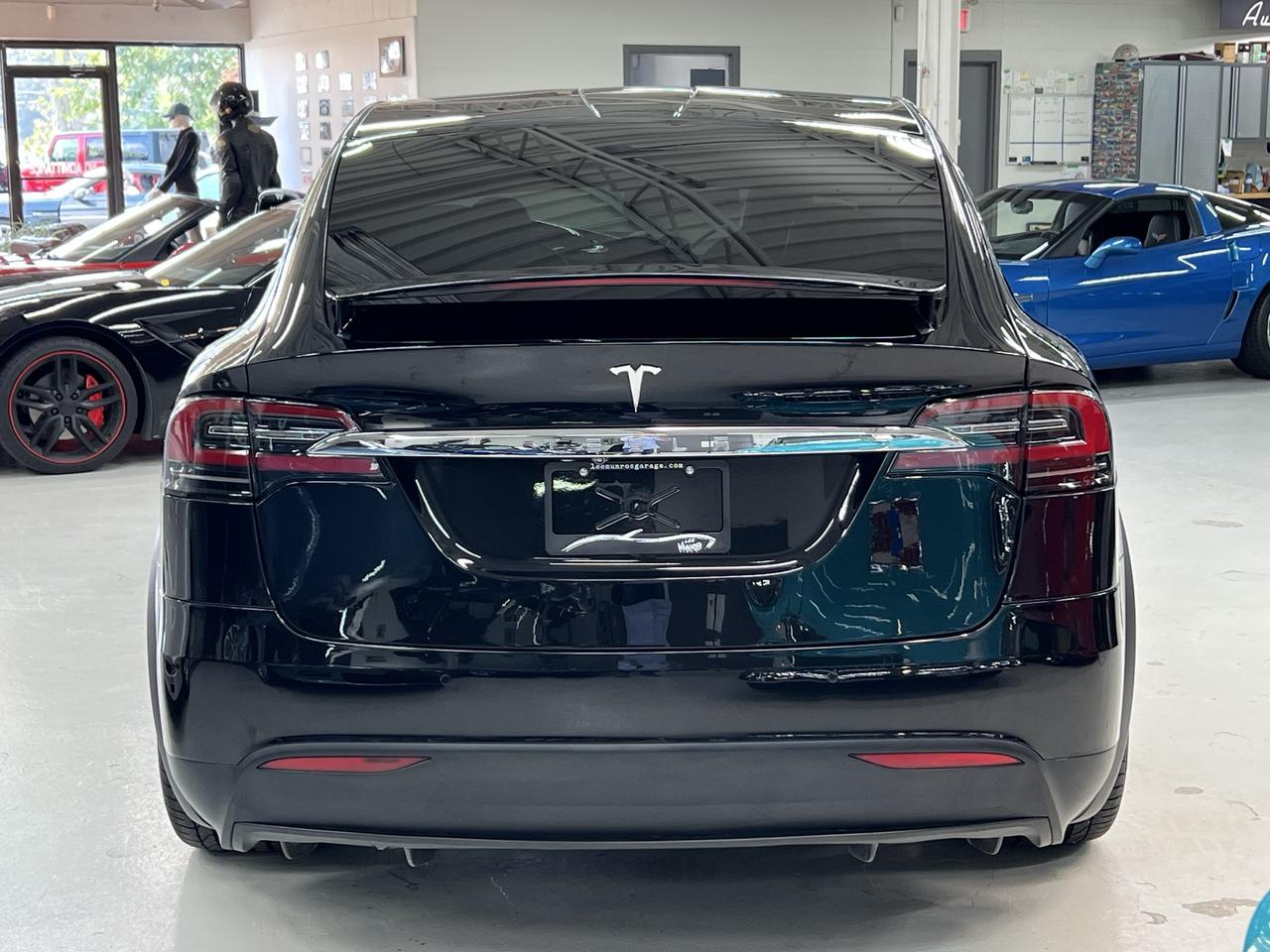 2018 Tesla Model X 75D Photo