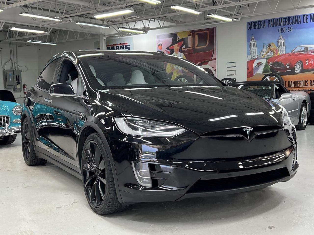 Black 2018 Tesla Model X SUV / Crossover All-Wheel Drive Automatic