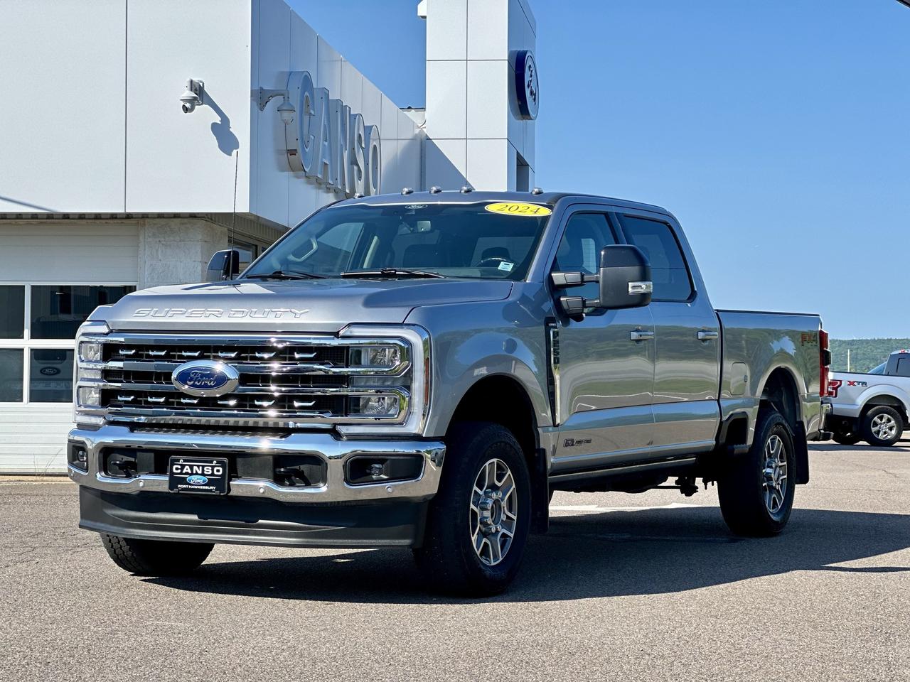 2024 Ford F-250 Lariat 4X4 SuperCrew Photo2