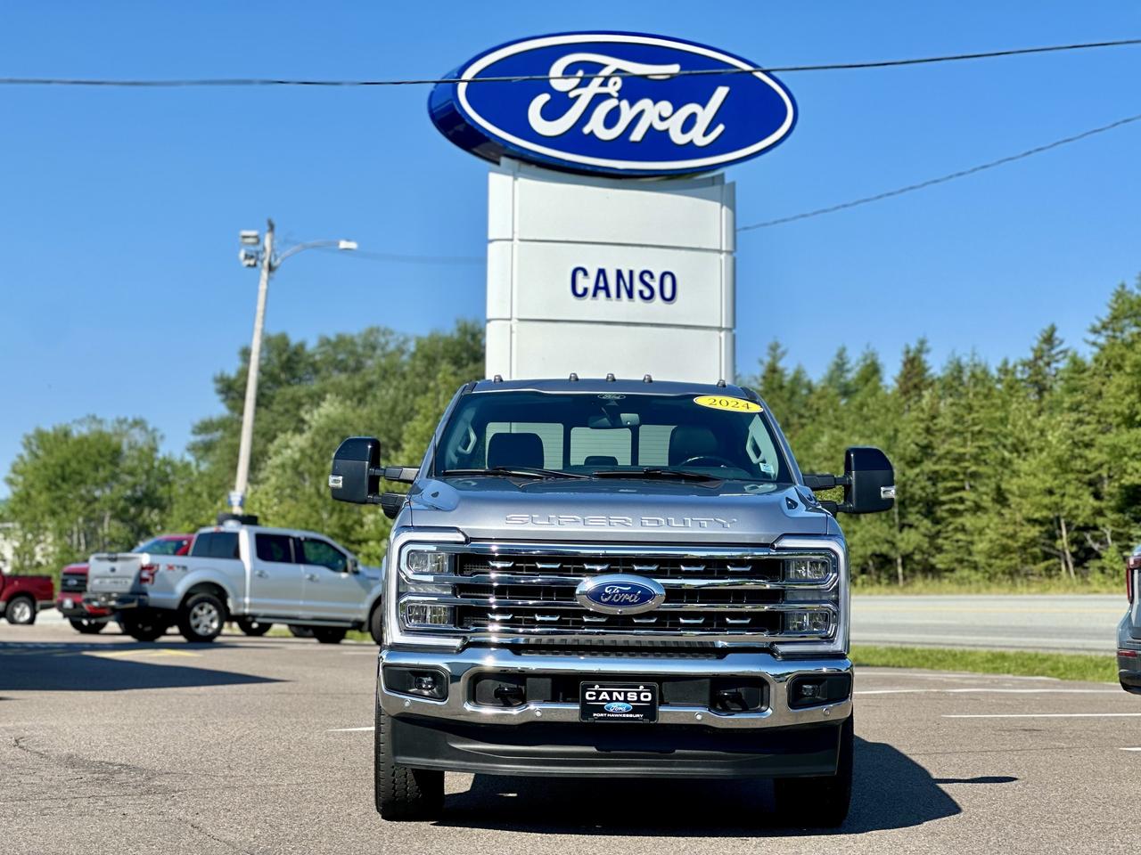 2024 Ford F-250 Lariat 4X4 SuperCrew Photo1