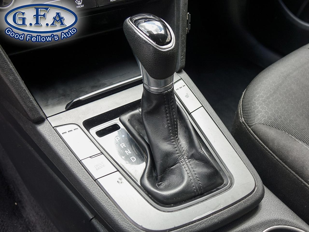 2018 Hyundai Elantra LE MODEL, HEATED SEATS Photo30