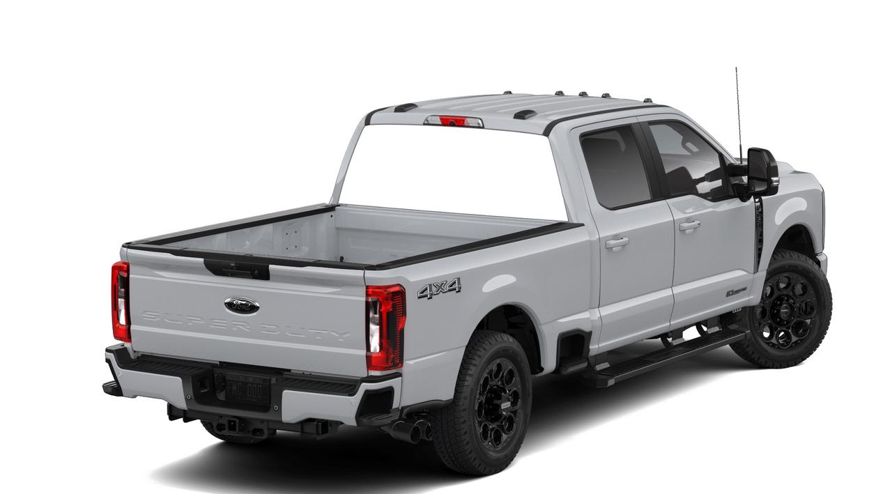 2026 Ford F-250 XLT Crew Cab 4x4 Photo2