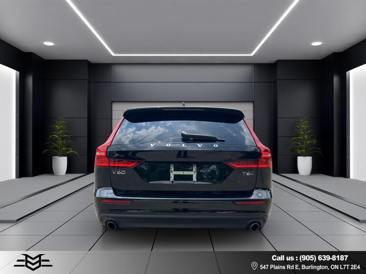 2022 Volvo V60 T6 AWD Momentum - Navigation - Leather !!! Photo