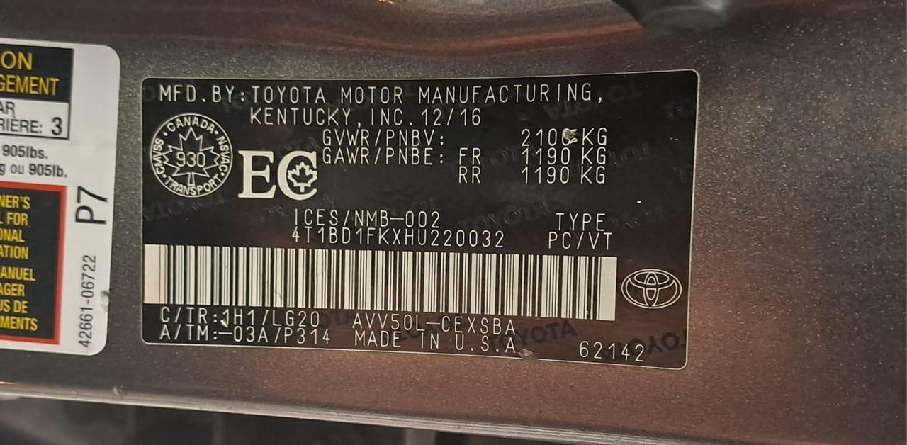2017 Toyota Camry 4dr Sdn SE, 10 DEALER SERVICE RECORD Photo