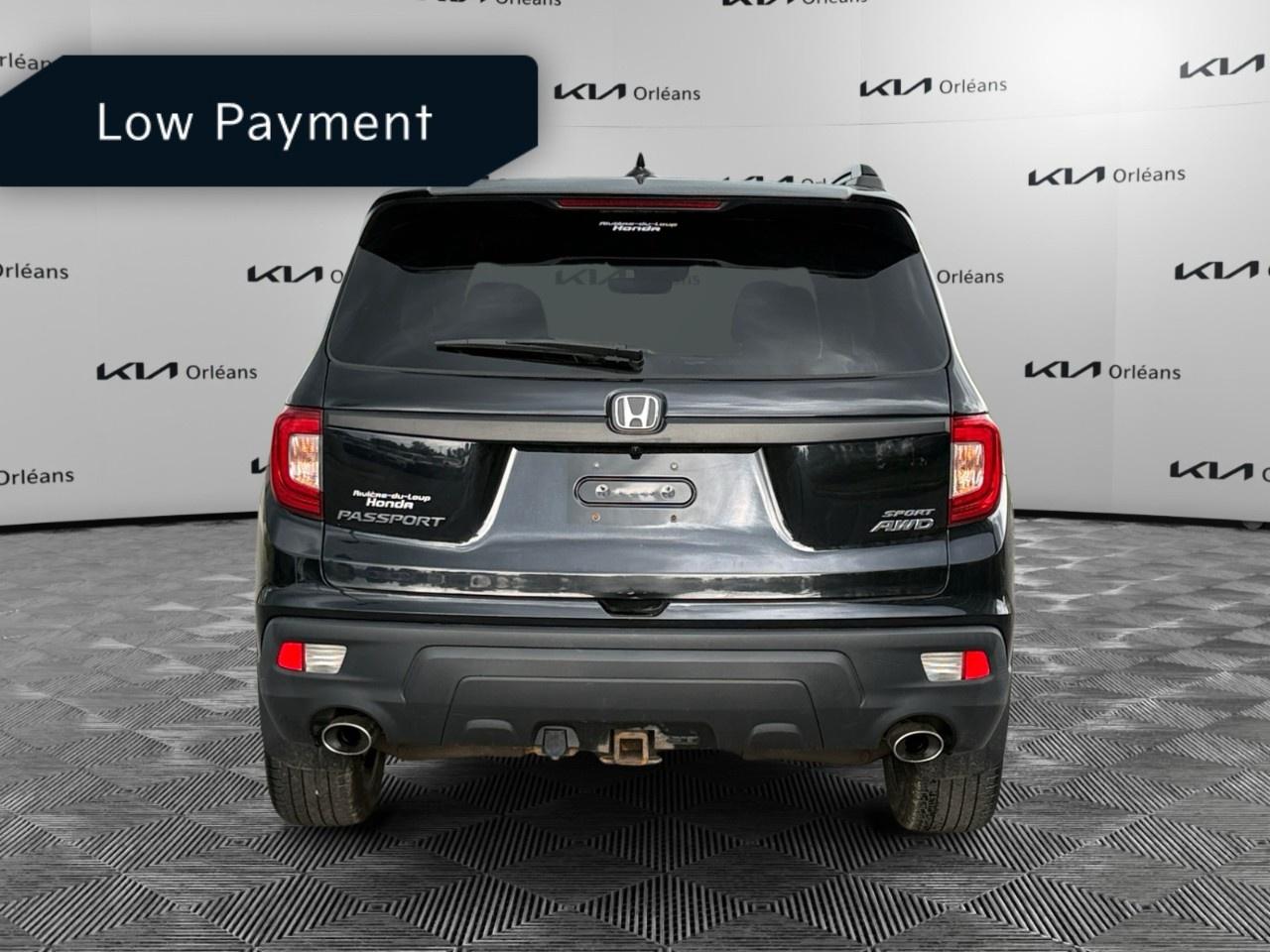 2019 Honda Passport Sport AWD Photo3