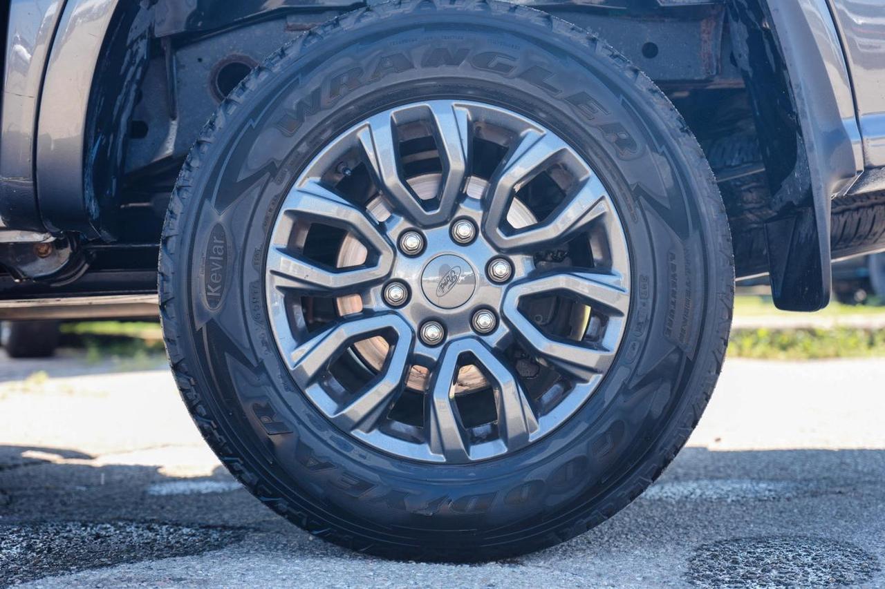 2020 Ford Ranger XLT SUPERCREW 4X4 1 OWNER CLEAN CAR FAX Photo
