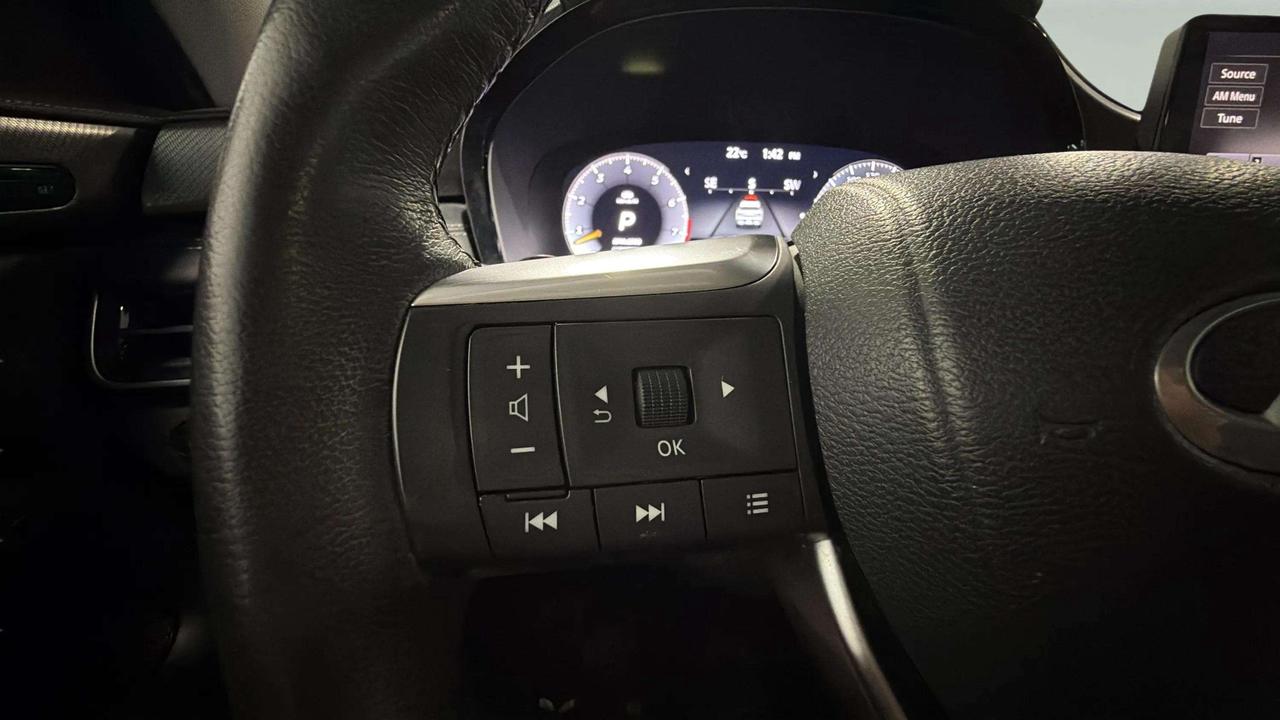 2023 Infiniti QX60 LUXE | CLEAN CARFAX | PANO | ADAP CRUISE | STARTER Photo