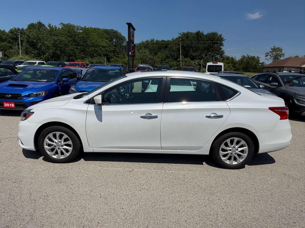 2018 Nissan Sentra SV, HEATED SEATS, BACK UP CAMERA! Photo