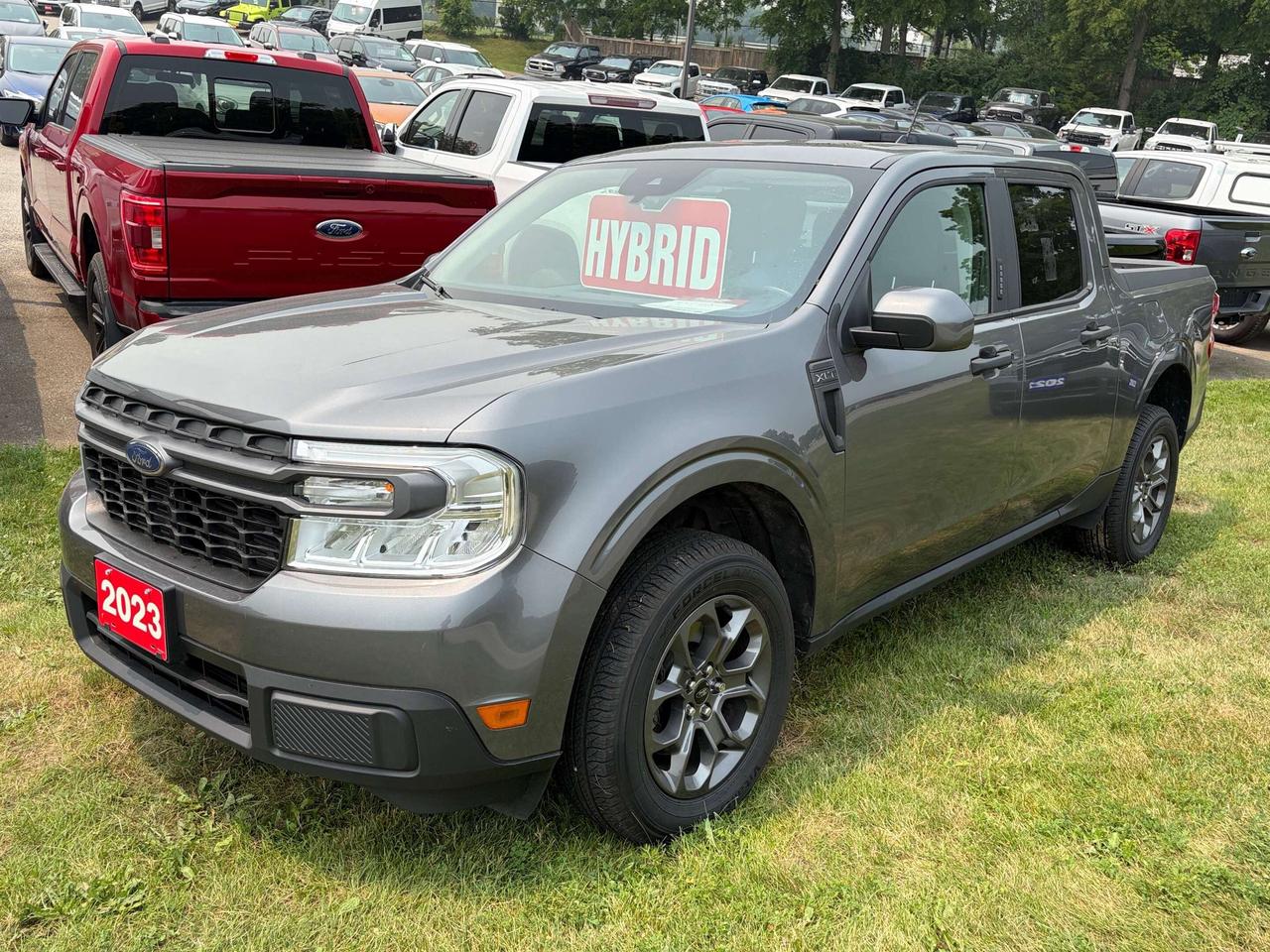 2023 Ford Maverick XLT, HYBRID, REMOTE START, HEATED SEATS & WHEEL! - Photo #4